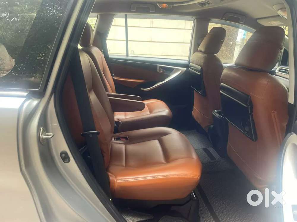 Toyota Innova Crysta [2020-ongoing] 2.4 Vx 7 Str, 2017, Diesel