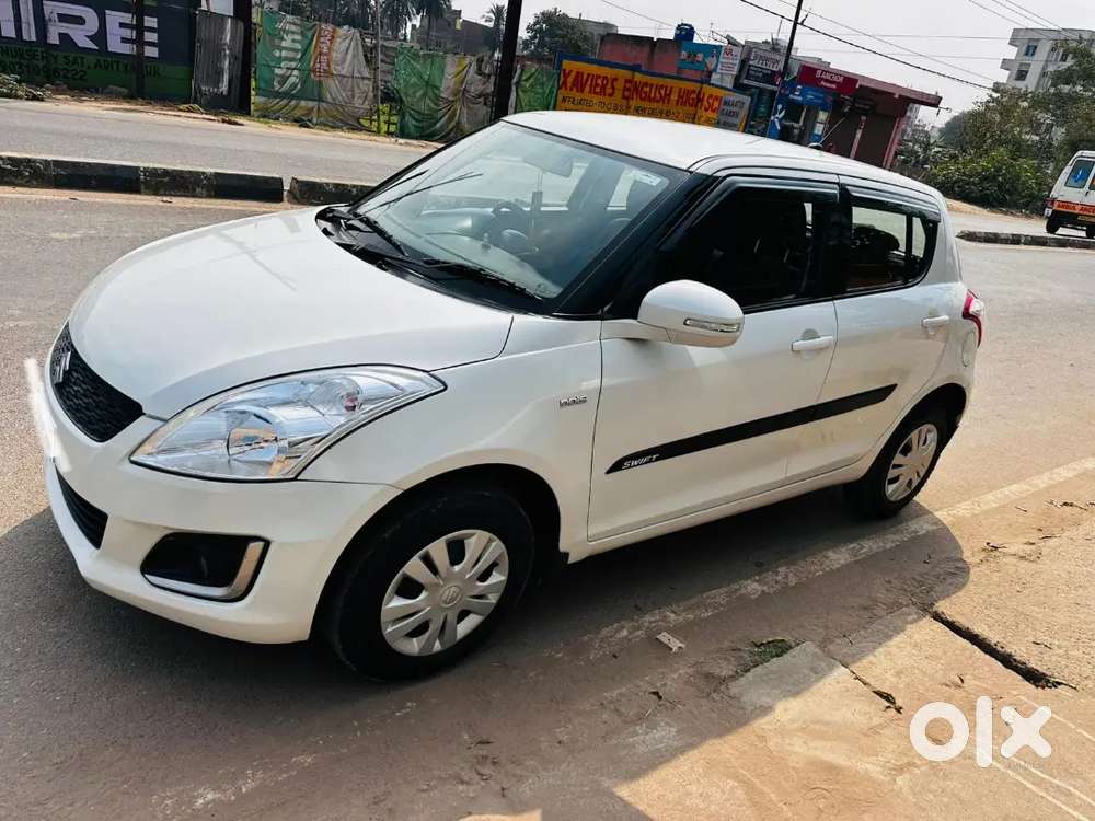 Swift Maruti Suzuki 2016