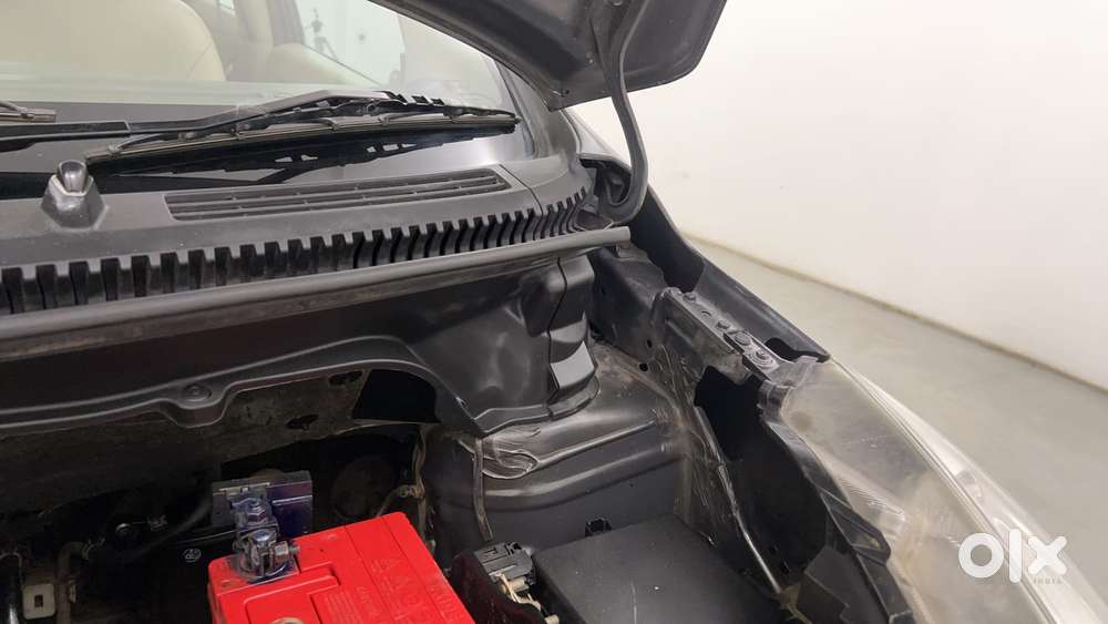 Maruti Suzuki Ertiga Vxi At, 2017, Petrol