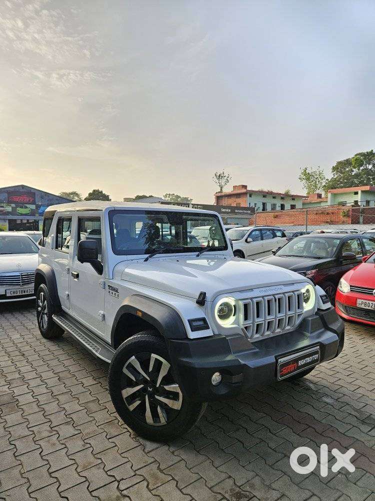 Mahindra Thar Roxx Ax7l Rwd Diesel At, 2025, Diesel