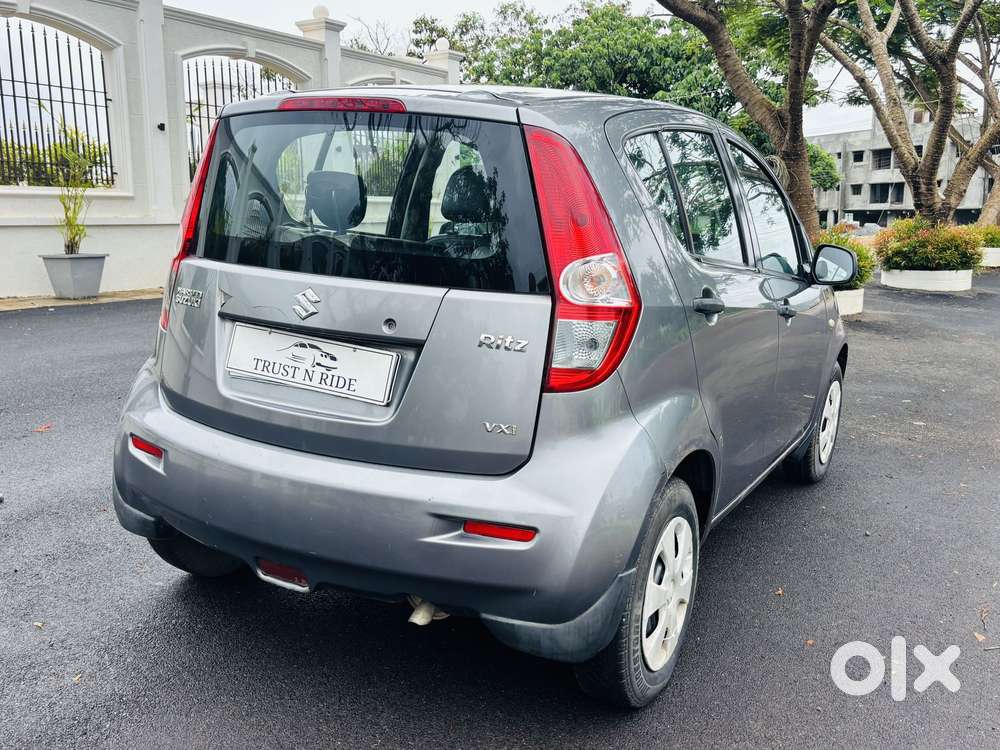 Maruti Suzuki Ritz Vxi, 2012, Petrol