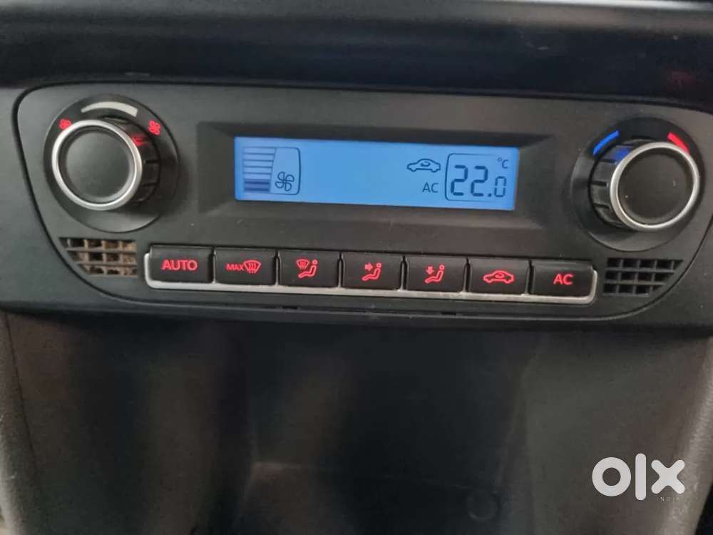 Volkswagen Vento Petrol Highline, 2011, Petrol