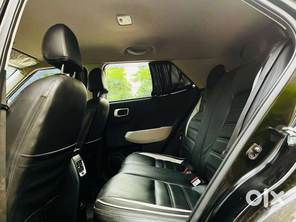 Hyundai Venue, 2022, Petrol