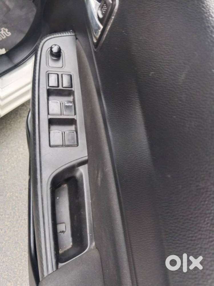 Maruti Suzuki Swift Vxi, 2018, Petrol