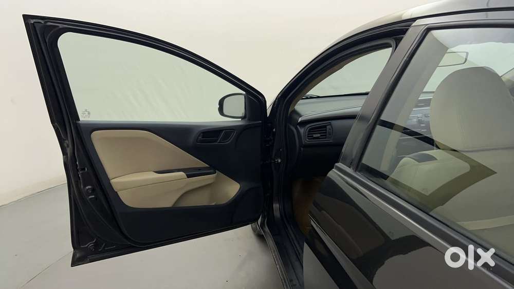 Honda City I-vtec Cvt Zx, 2016, Petrol
