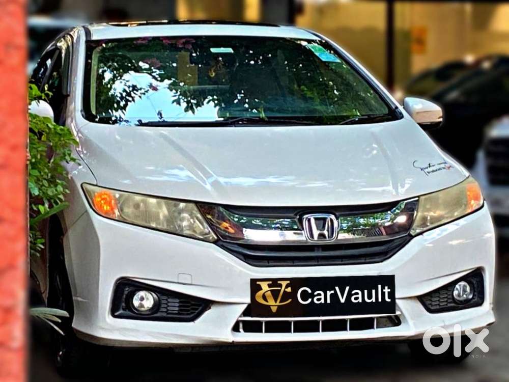 Honda City V Mt Sunroof, 2017, Petrol