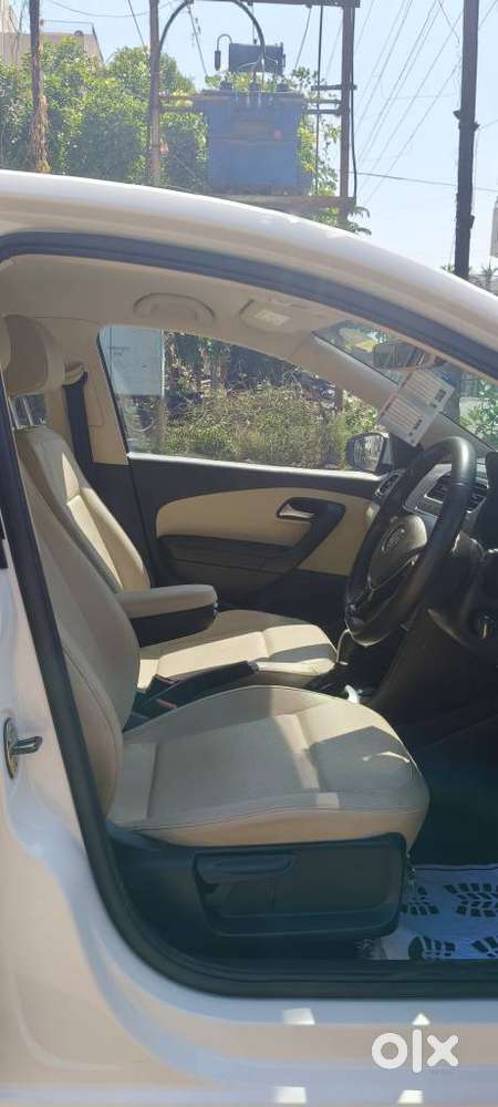 Volkswagen Vento 1.2 Highline Plus At 16 Alloy, 2019, Petrol