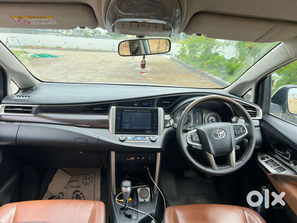 Toyota Innova Crysta 2018