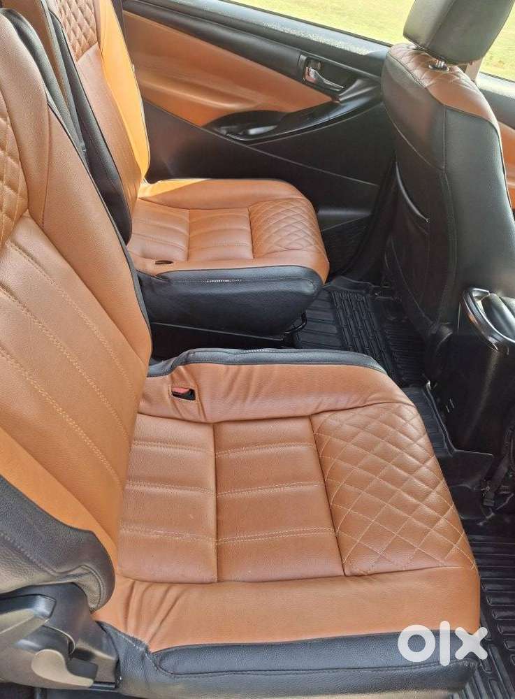 Toyota Innova Crysta [2016-2020] 2.4 Gx At 8 Str, 2018, Diesel