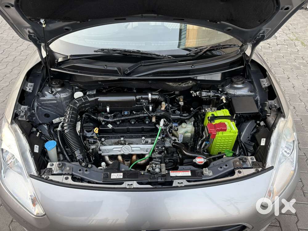 Maruti Suzuki Swift Dzire Amt Zxi, 2022, Petrol