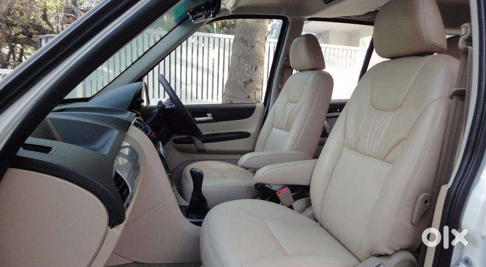 Tata Safari Storme 2016 Diesel Manual Year