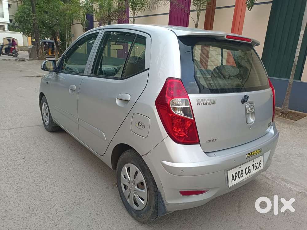 Hyundai I10 Asta 1.2 At With Sunroof, 2011, Petrol