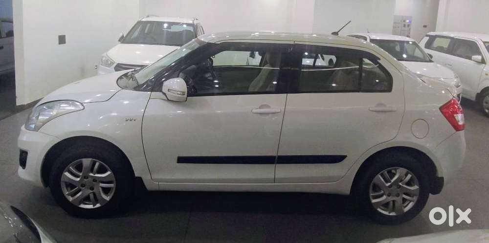 Maruti Suzuki Swift Dzire 1.2 Zxi Bsiv, 2013, Petrol