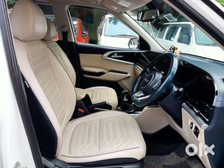 Kia Carens 1.5 Luxury Plus Diesel 6 Str, 2022, Diesel