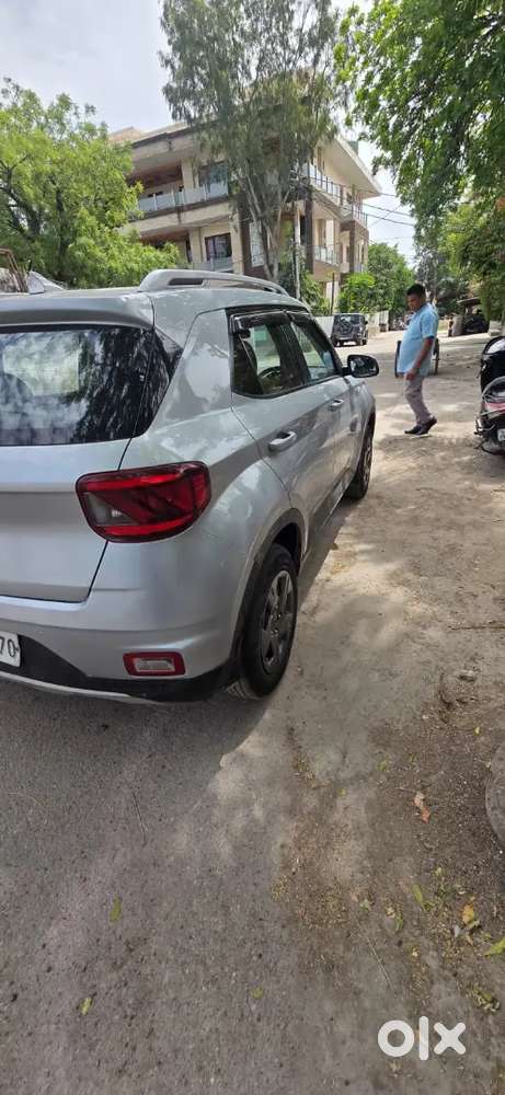 Hyundai Venue November 2019