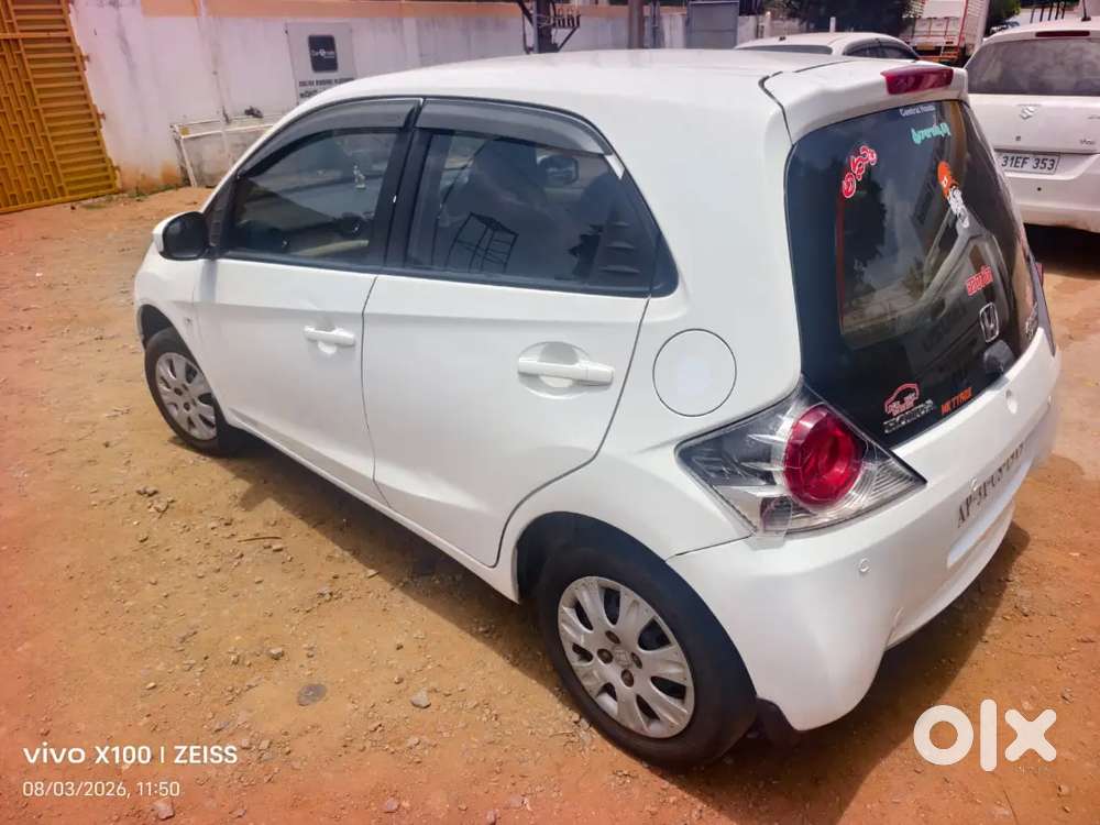 Honda Brio Petrol Manual 2nd 2014