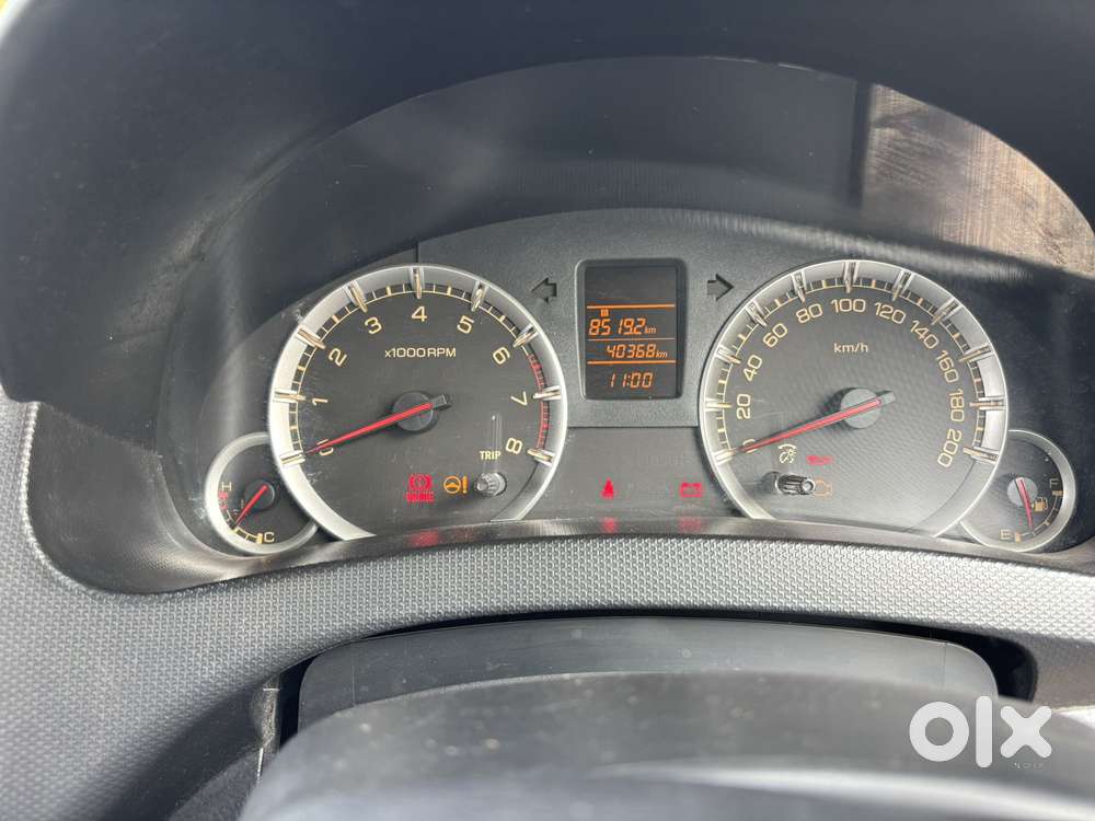 Maruti Suzuki Swift Vxi Optional, 2015, Petrol