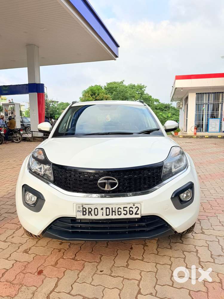 Tata Nexon 1.2 Revotron Xza Plus, 2017, Petrol