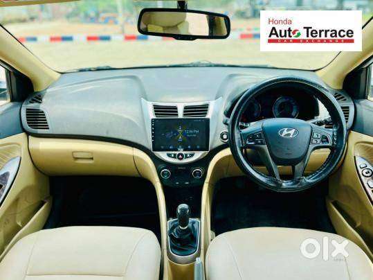 Hyundai Verna 2016-2017 1.6 Vtvt At Sx, 2015, Petrol