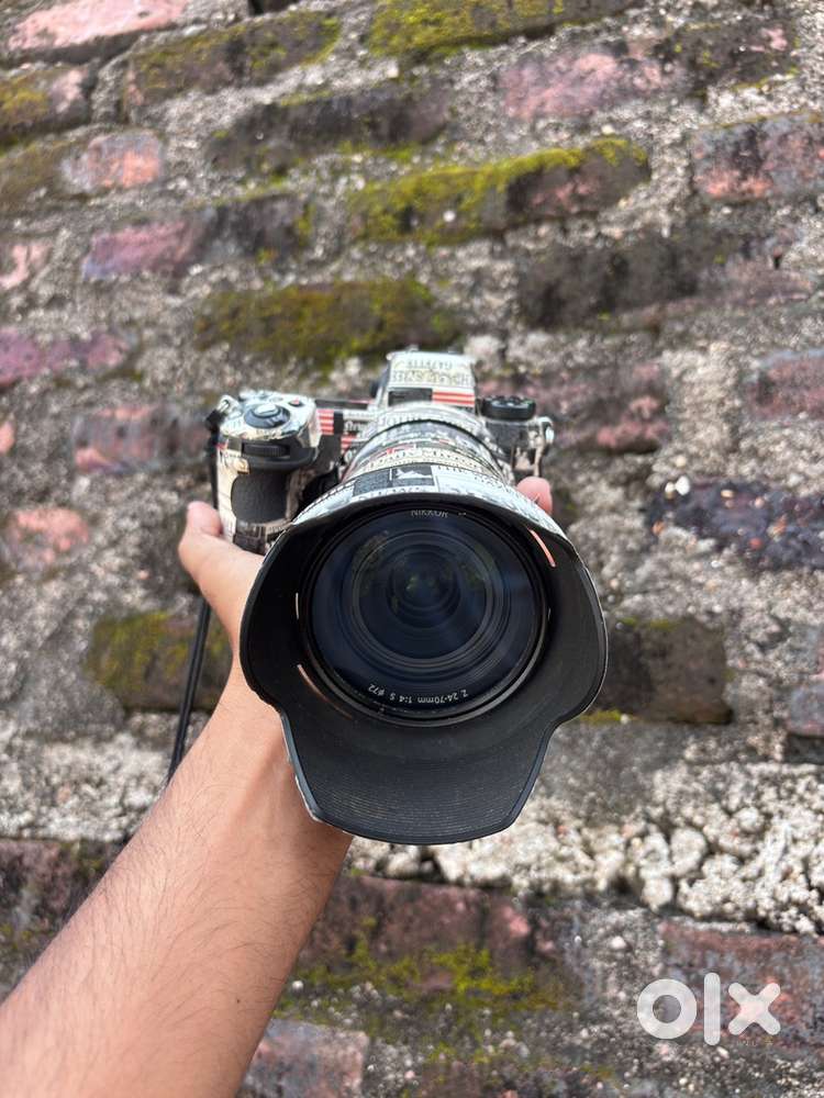 Nikon z6 2 body with 24-70mm lens price 1,07,000rs