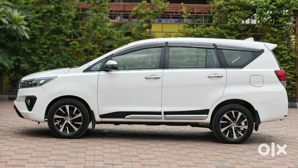 Toyota Innova Crysta 2.4 Z 7 Str, 2022, Diesel