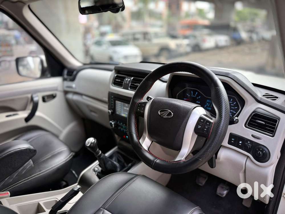 Mahindra Scorpio S10, 2017, Diesel