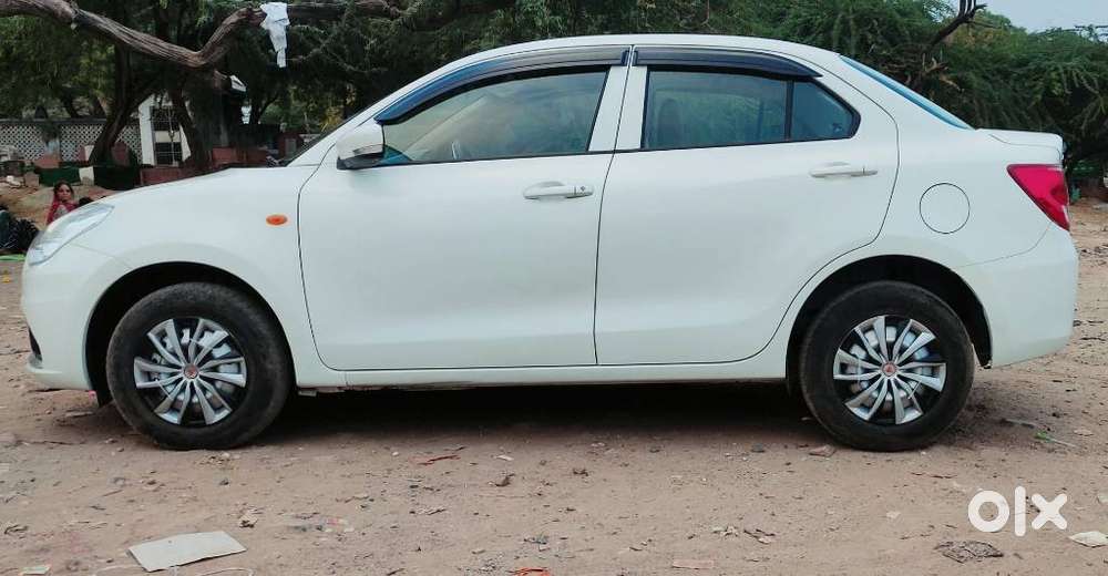 Maruti Suzuki Swift Dzire 1.3 Lxi, 2022, Petrol