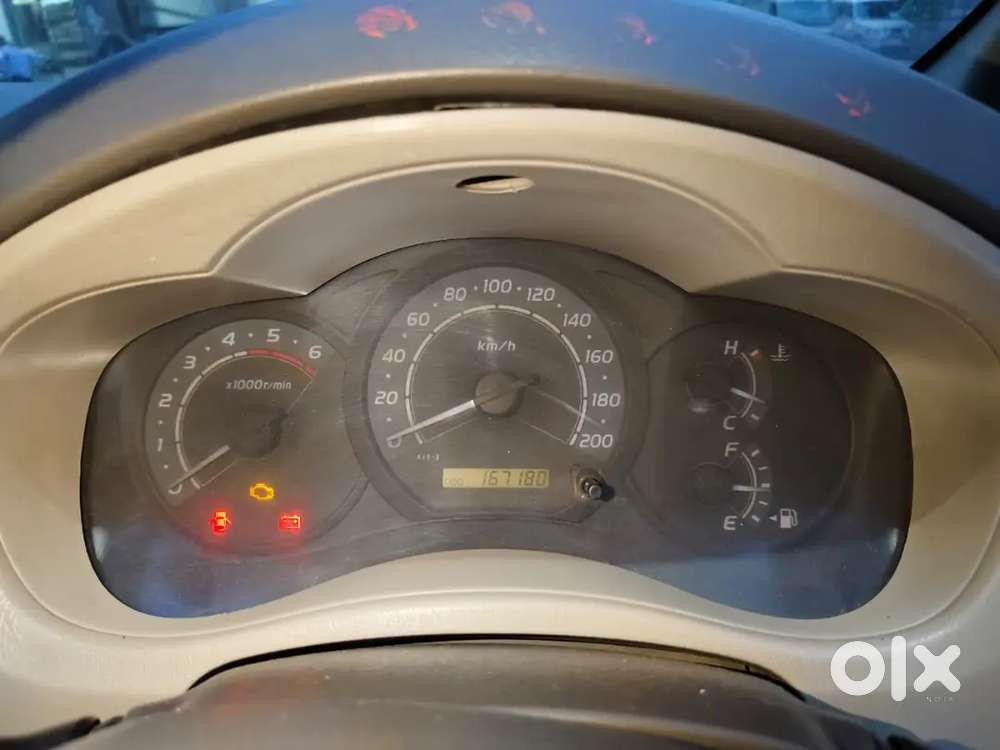 Toyota Innova 2.5 Gx 2010