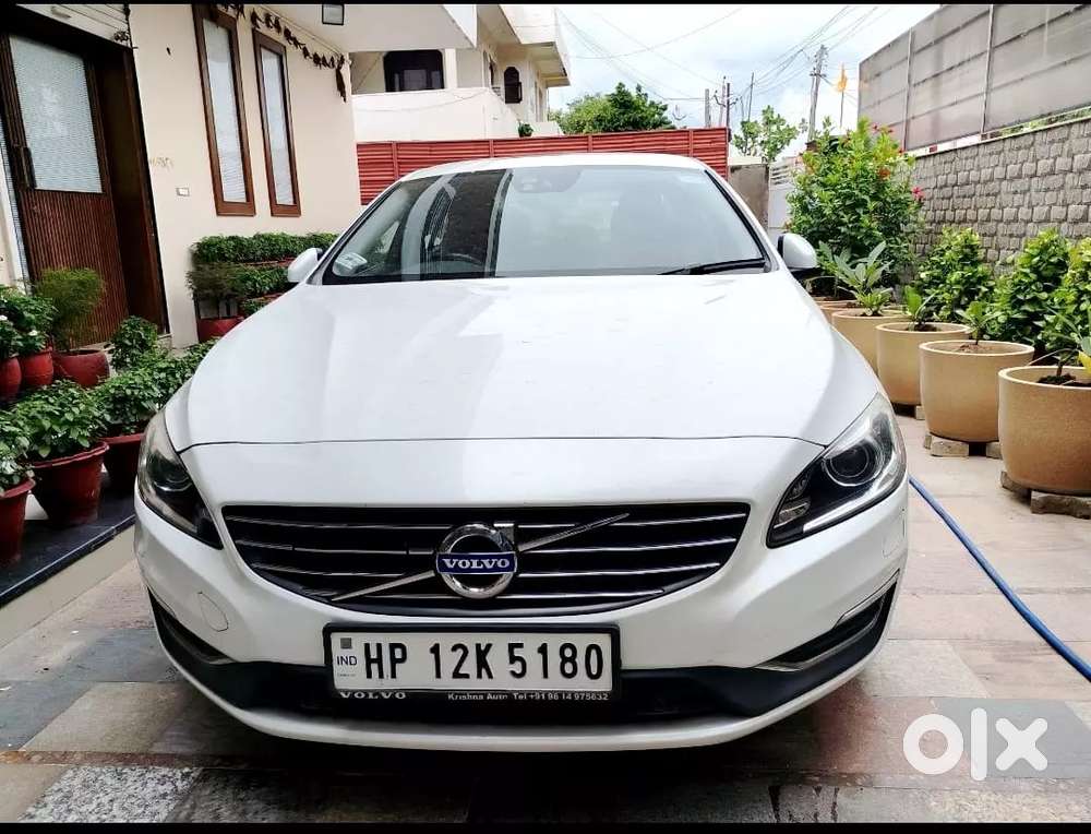 Volvo S60 D4 Momentum Brand New Condition