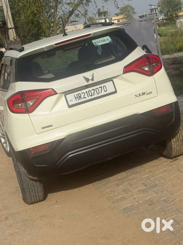 Mahindra Xuv300 Petrol 2022