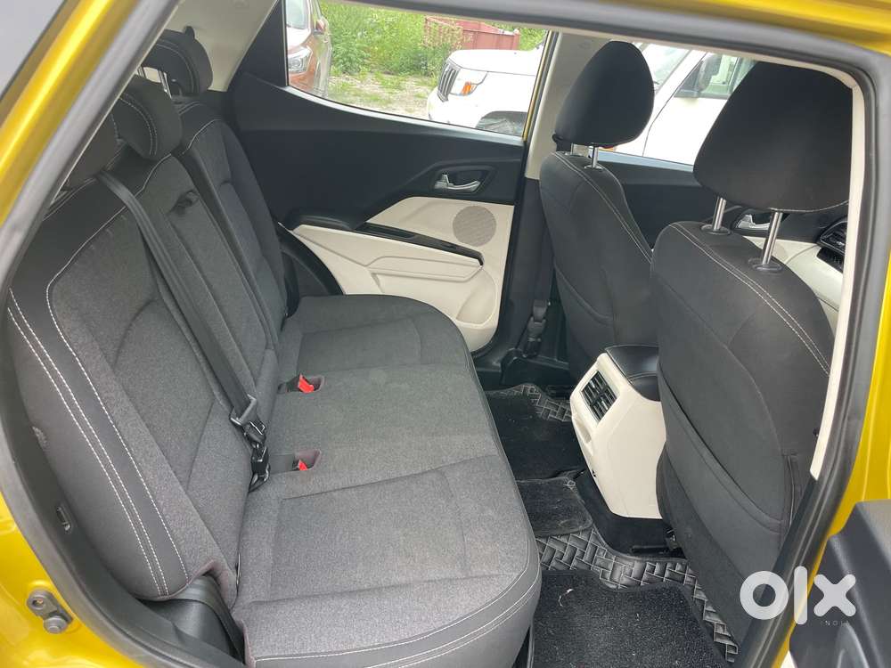 Mahindra Xuv 3xo Ax5 Ds Mt, 2024, Diesel