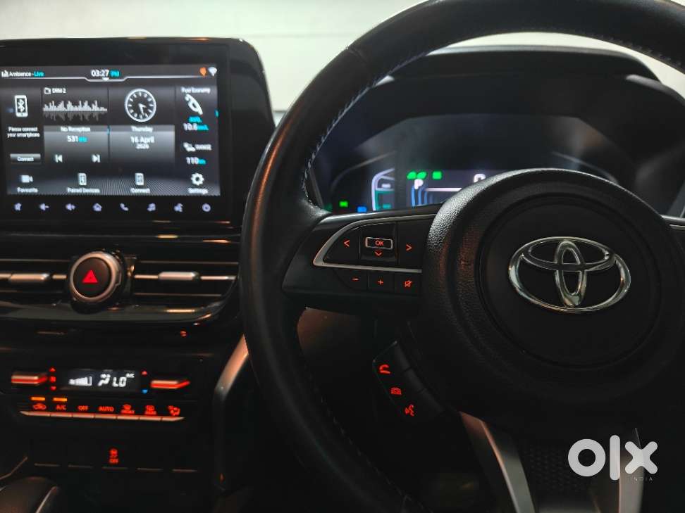 Toyota Urban Cruiser Hyryder 1.5 V Hybrid, 2023, Petrol