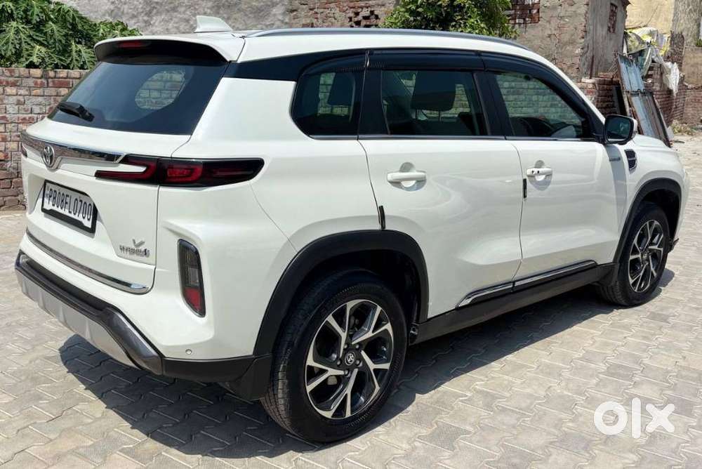 Toyota Urban Cruiser, 2024, Petrol