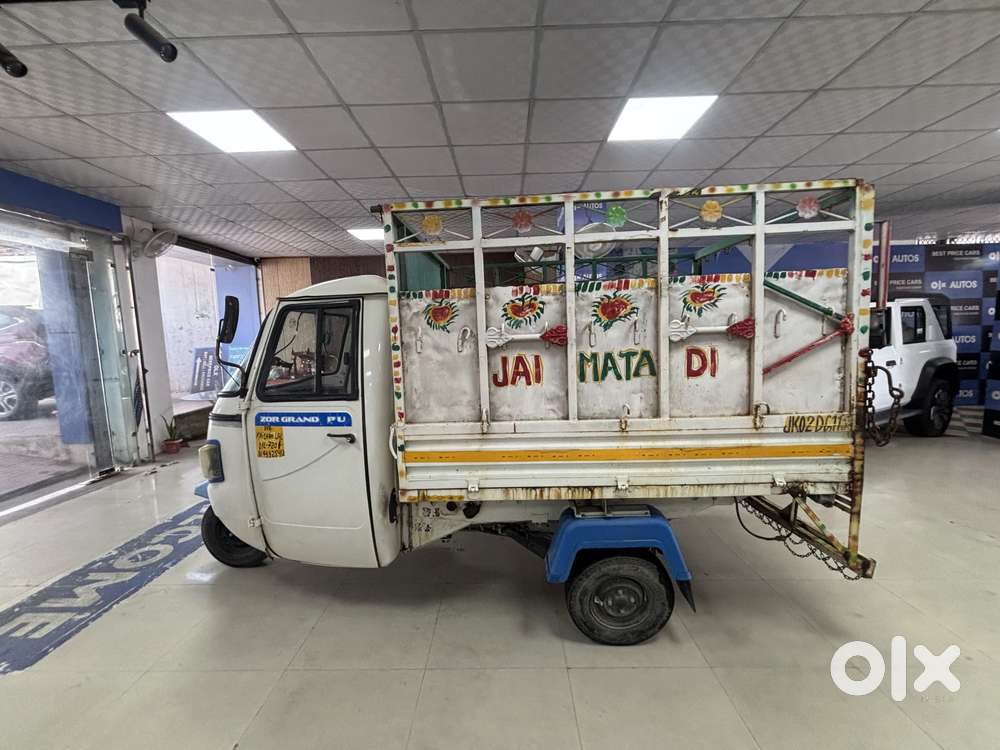 Mahindra Global Pik Up, 2023, Electric