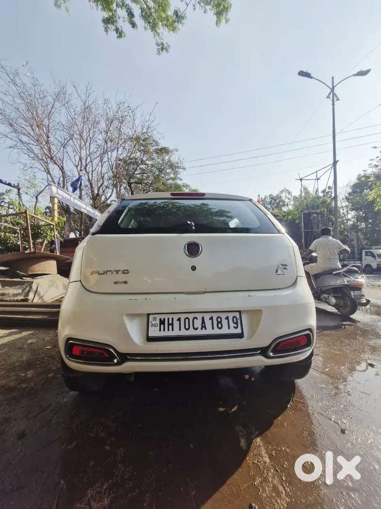 फॅट पुंटो गाडी विकणे आहे