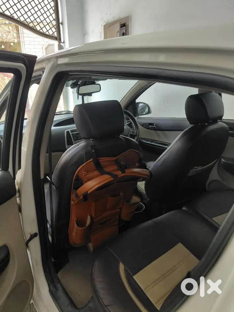 I20 Sportz Top Model In Very Good Condition