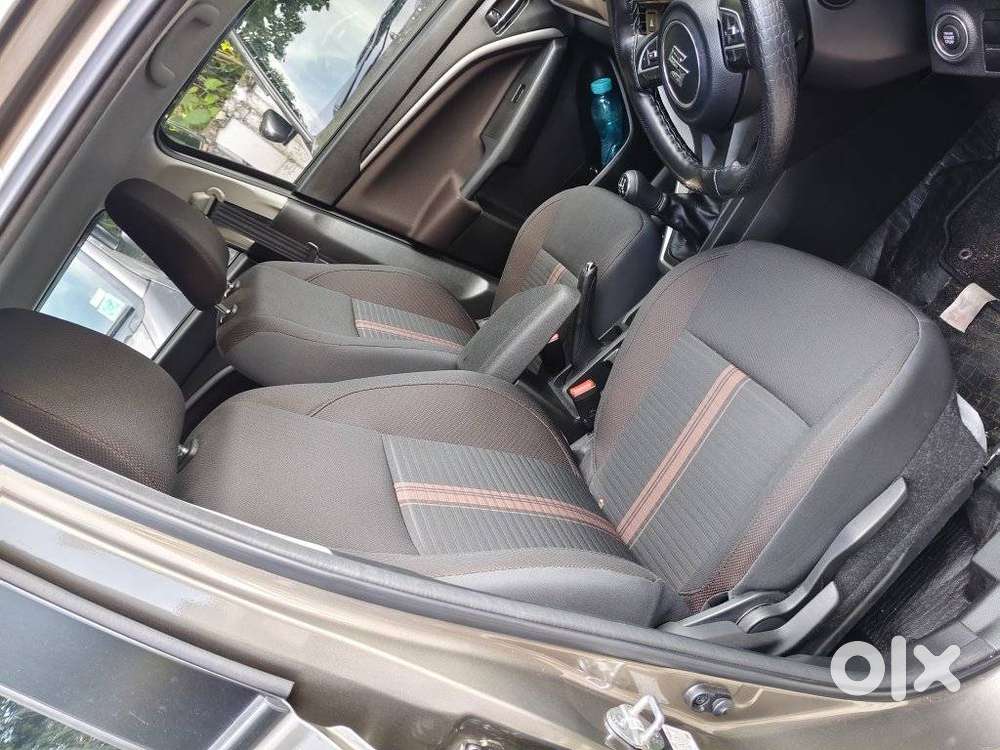 Maruti Suzuki Brezza 1.5 Zxi Smart Hybrid, 2024, Petrol