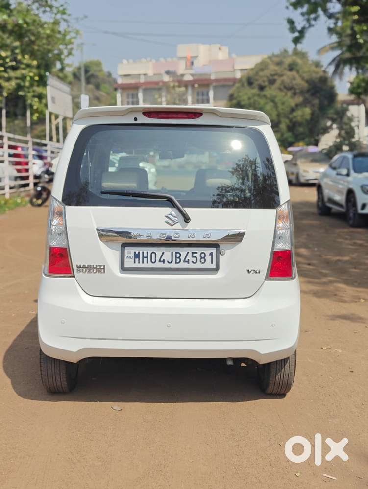 Maruti Suzuki Wagon R Stingray 1.0 Vxi Plus Amt, 2017, Petrol