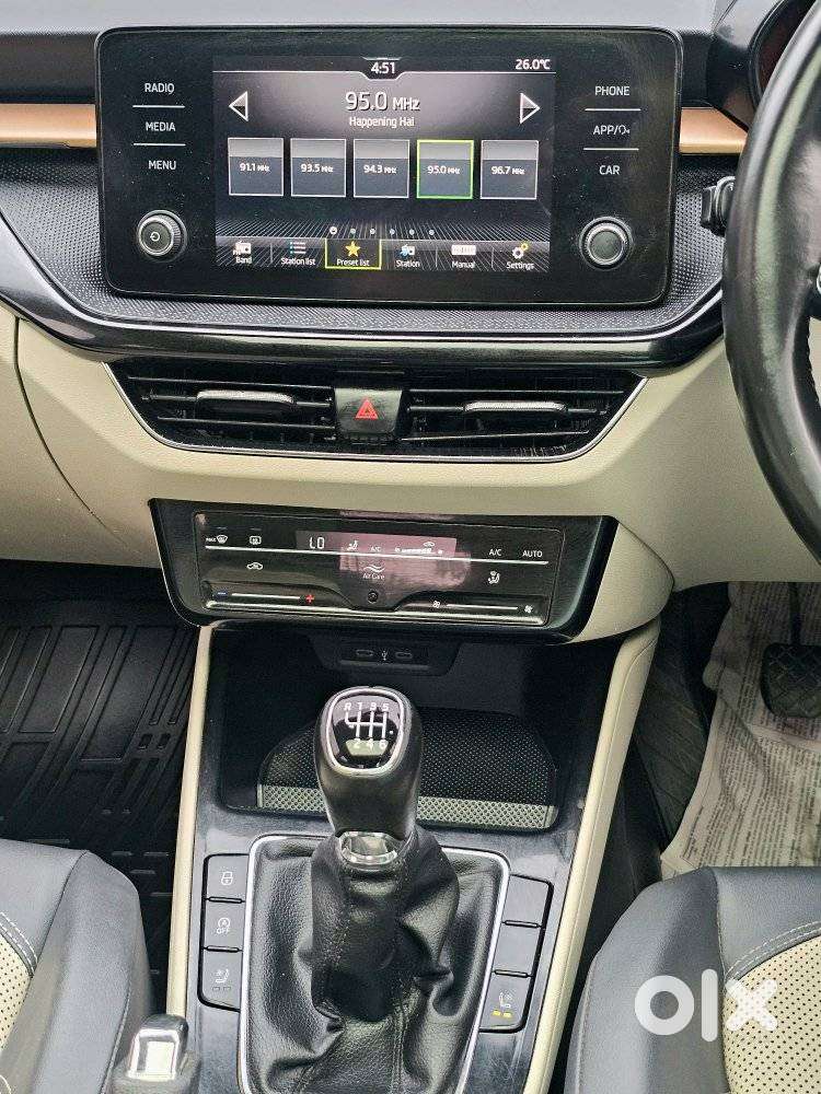 Skoda Slavia 1.5 Tsi Style, 2022, Petrol