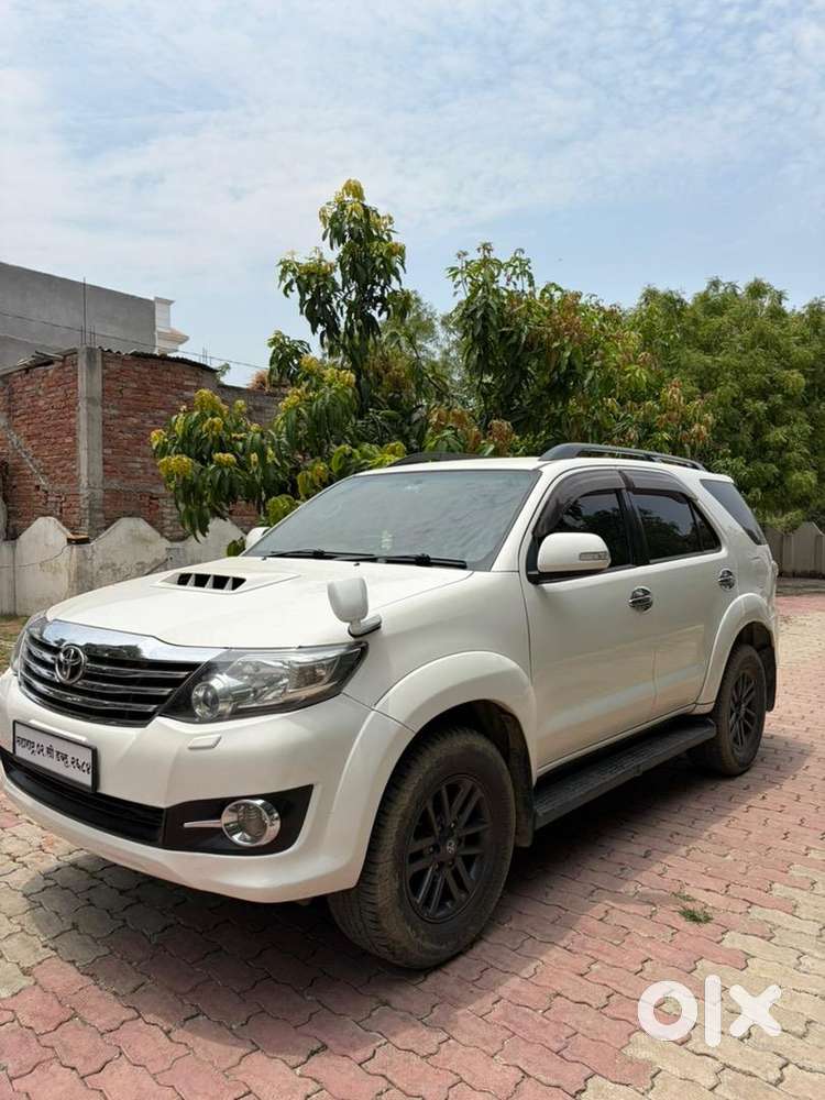 Toyota Fortuner Diesel 2013
