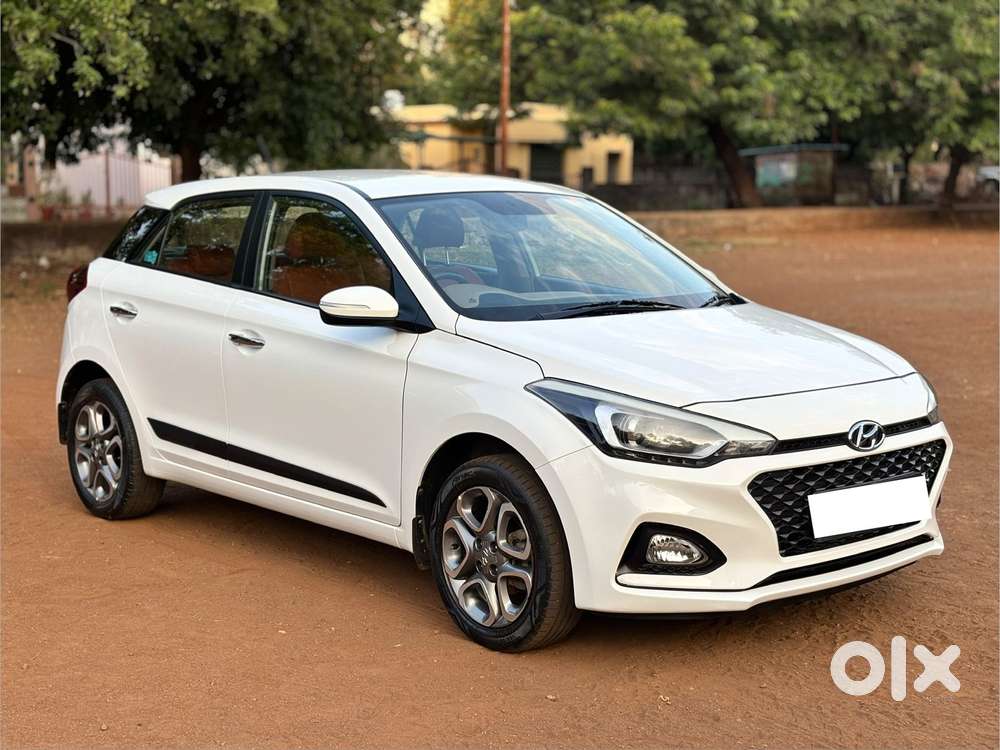 Hyundai I20 Petrol Asta Option, 2018, Petrol