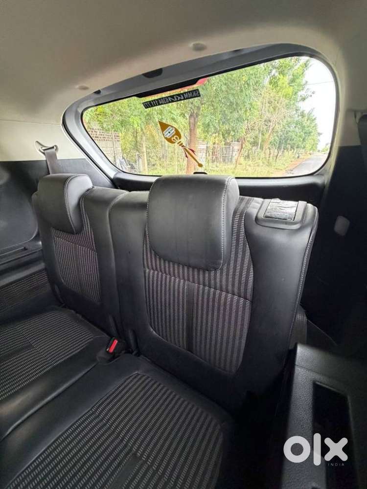 Kia Carens, 2024, Petrol