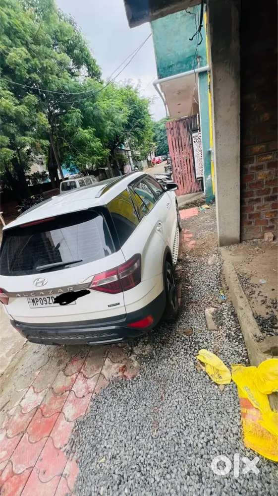 Hyundai Alcazar 2022 Diesel Well Maintained