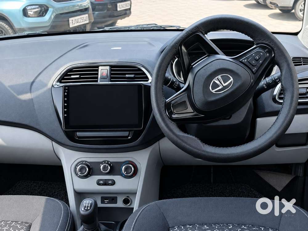 Tata Tiago 1.2 Revotron Xt (o), 2022, Petrol