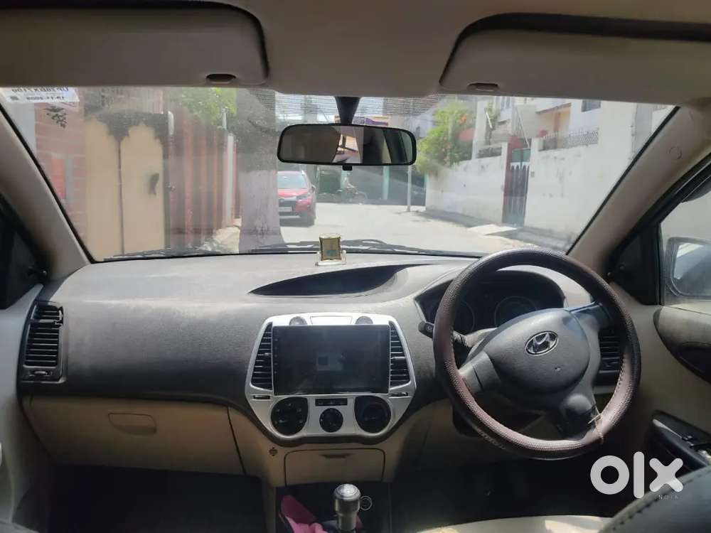 Hyundai I20 2009 Petrol Well Maintained.