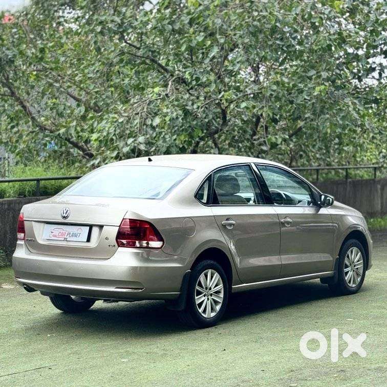 Volkswagen Vento 1.2 Tsi Highline Plus At, 2017, Petrol