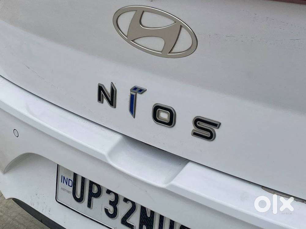 Hyundai Grand I10 Nios Amt Sportz, 2023, Petrol