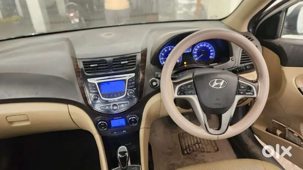 Hyundai Verna 2012