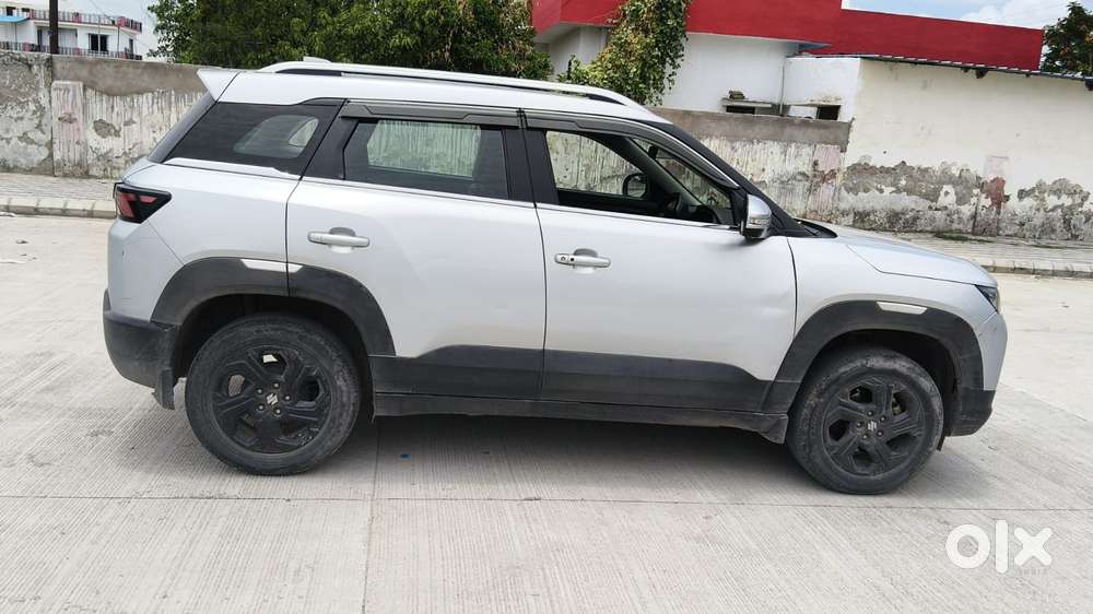 Maruti Suzuki Brezza 1.5 Zxi Smart Hybrid, 2022, Petrol