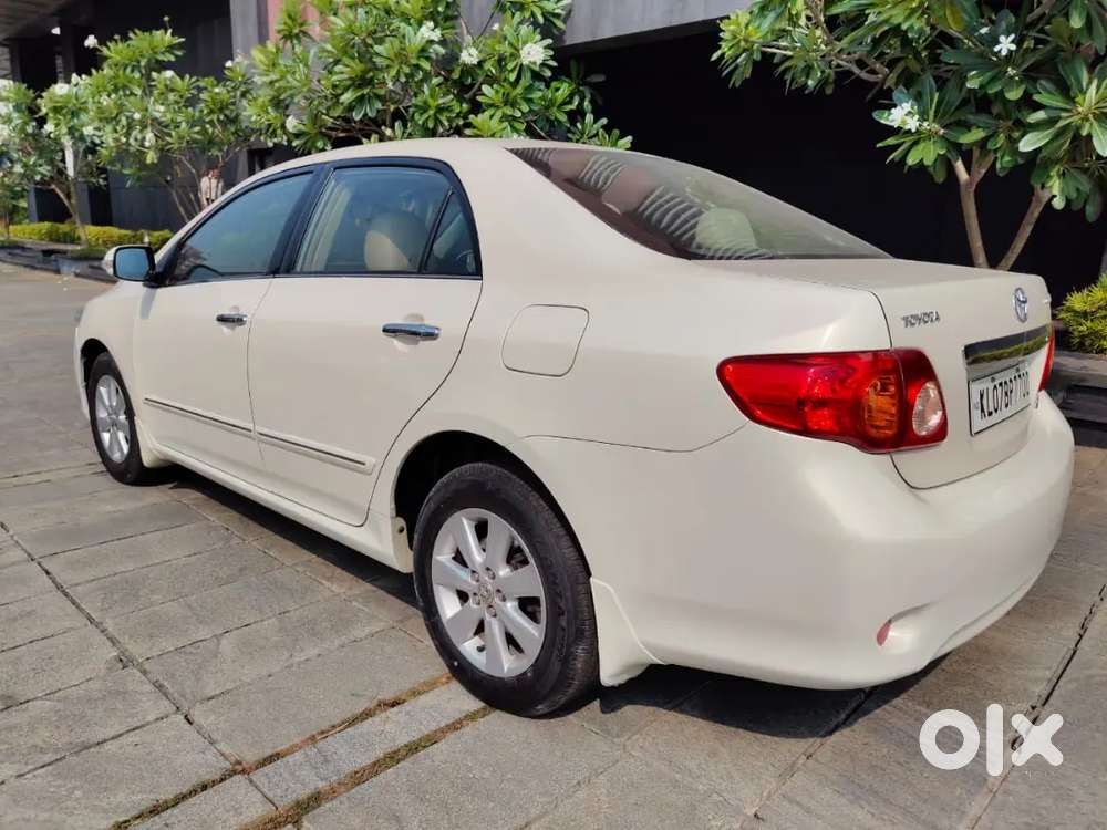 Toyota Corolla Altis 2010 Diesel Well Maintained